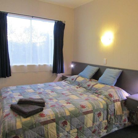 Beachside Sunnyvale Motel Пиктън Екстериор снимка