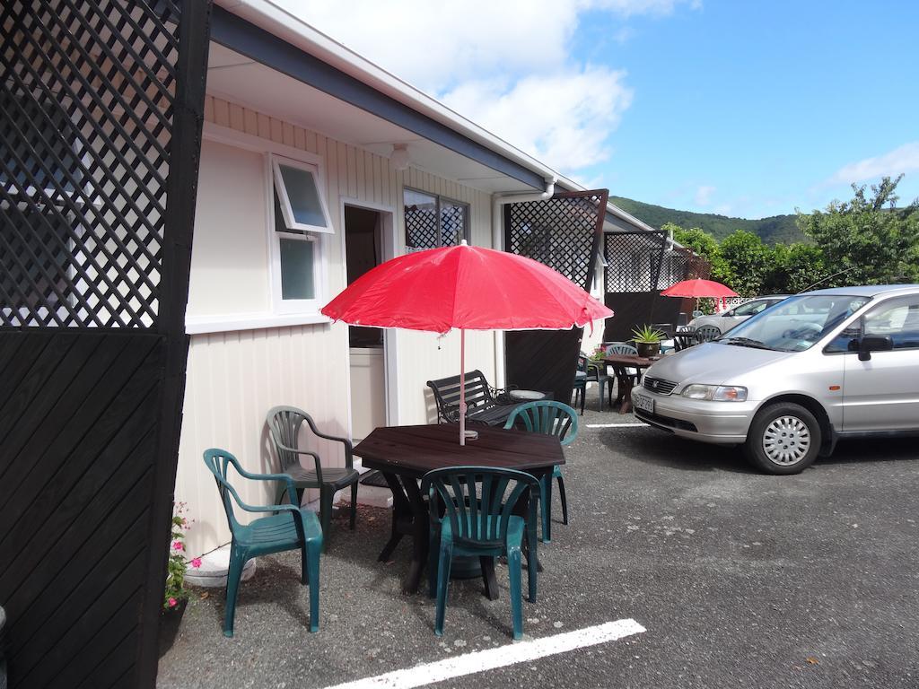 Beachside Sunnyvale Motel Пиктън Екстериор снимка