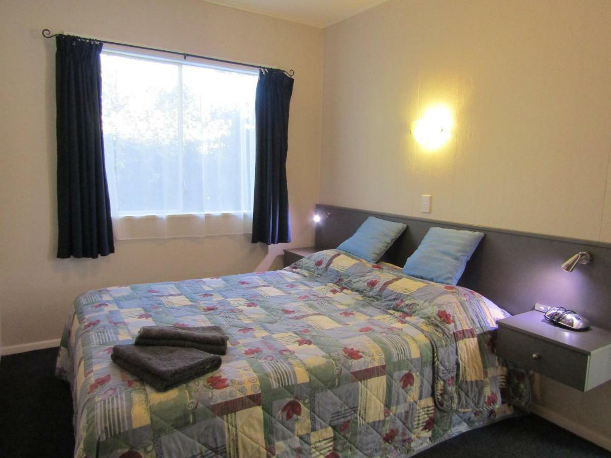 Beachside Sunnyvale Motel Пиктън Екстериор снимка